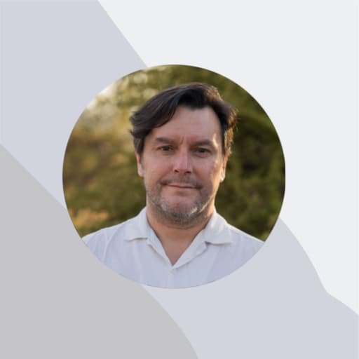 Cristian Alarcón, Psicólogo · Adultos